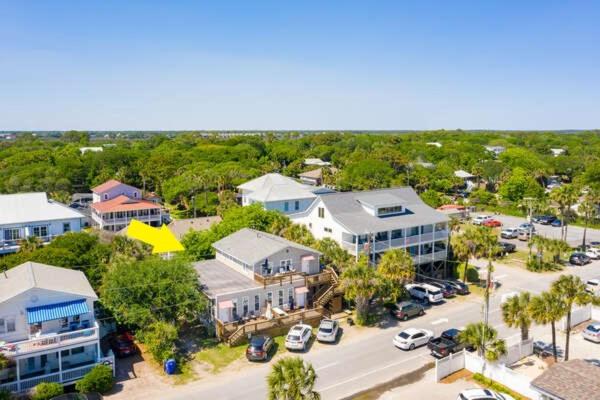 | Salty Shack Unit B - Salty Shack - Dog Friendly Home - Across from the Beach - Central Location!