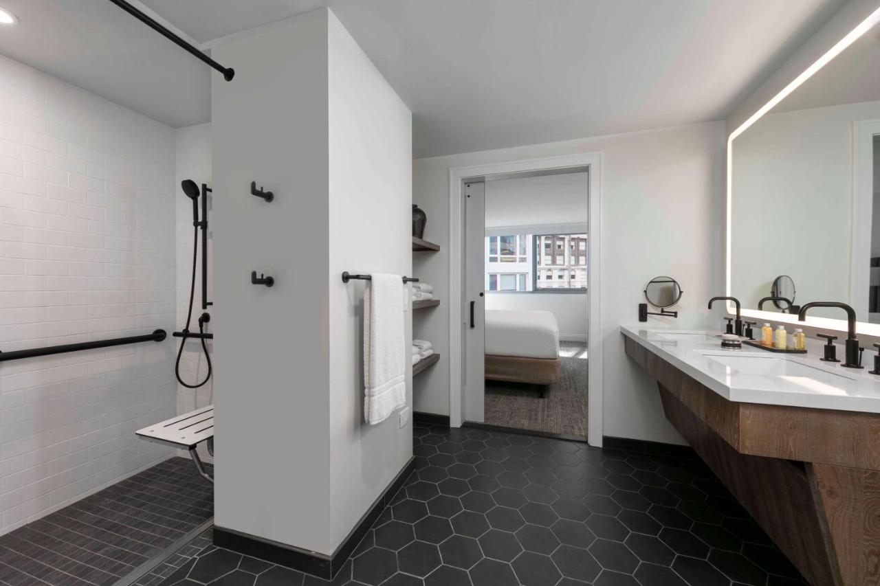 One-Bedroom State Suite - Mobility Roll-In Shower at The Royal Sonesta Chicago Downtown
