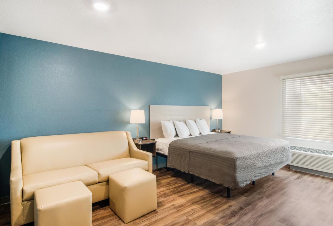 King Room with Sofa Bed - Accessible/Non Smoking at WoodSpring Suites Thornton-North Denver