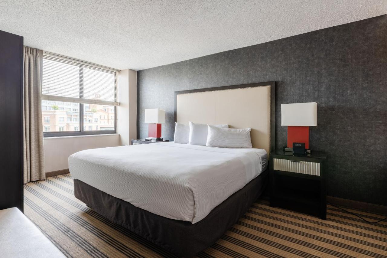 | 2500 Penn, a Placemakr Experience
