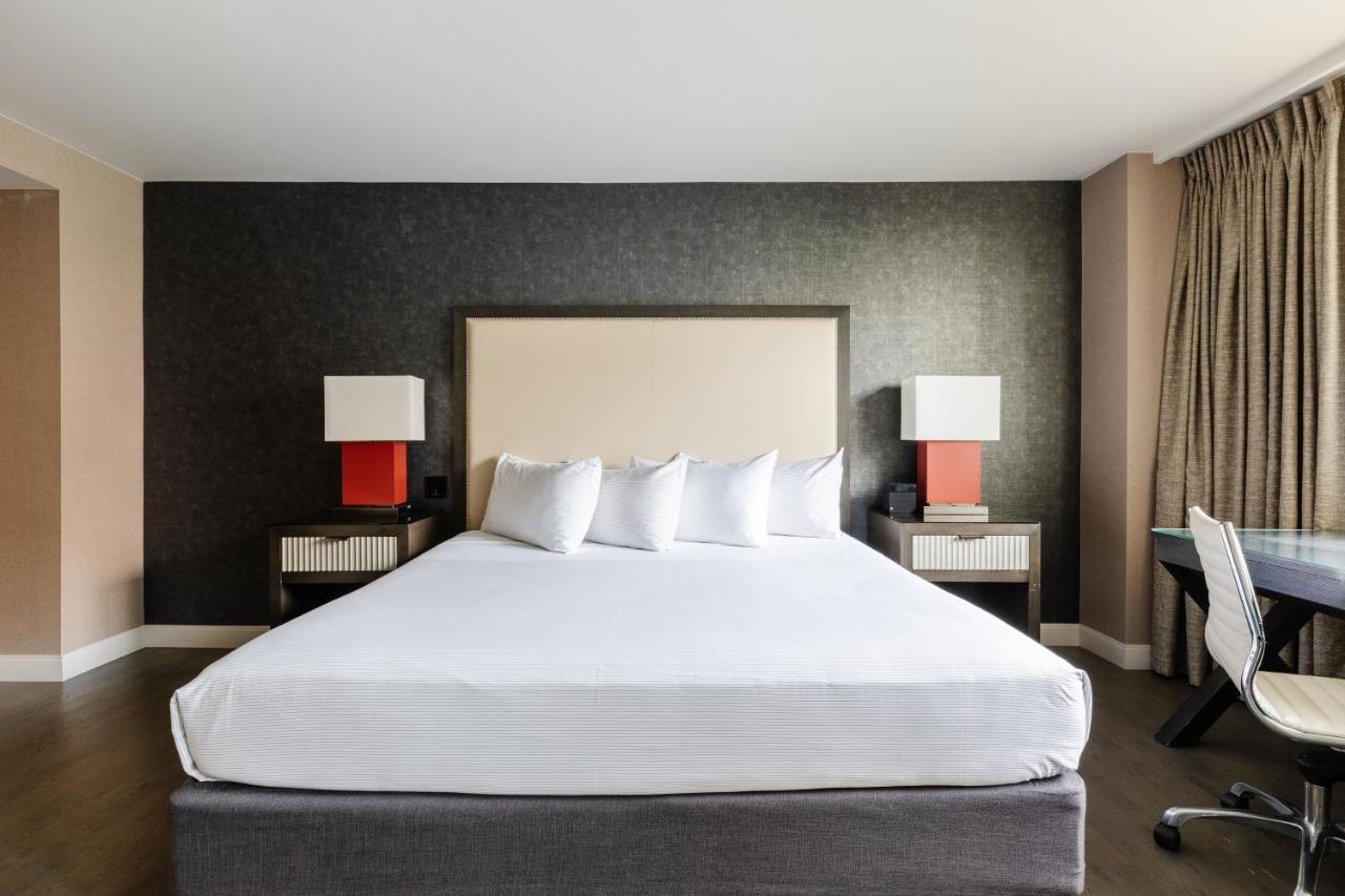 | 2500 Penn, a Placemakr Experience