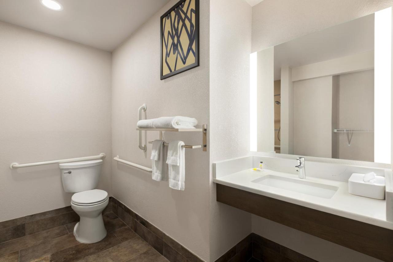 Queen Studio with Sofa Bed at Staybridge Suites Quantico-Stafford by IHG
