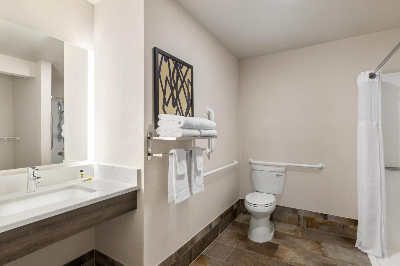  | Staybridge Suites Quantico-Stafford, an IHG Hotel