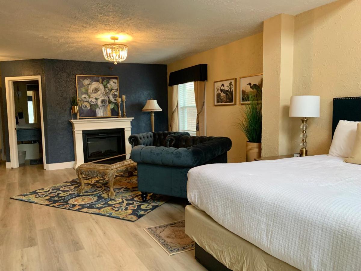 King Room at Hotel Frankfort & Restaurant