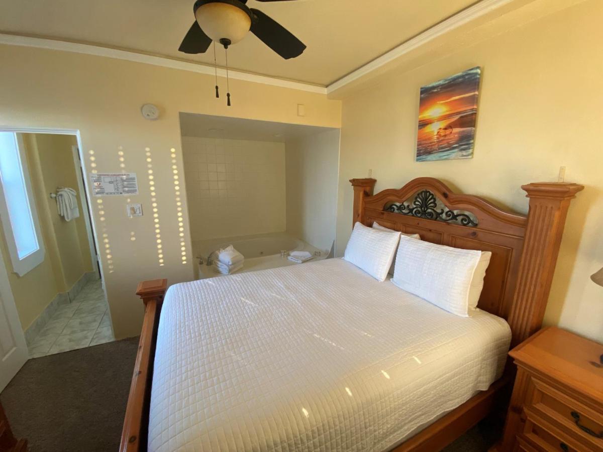  | Pismo Beach Hotel
