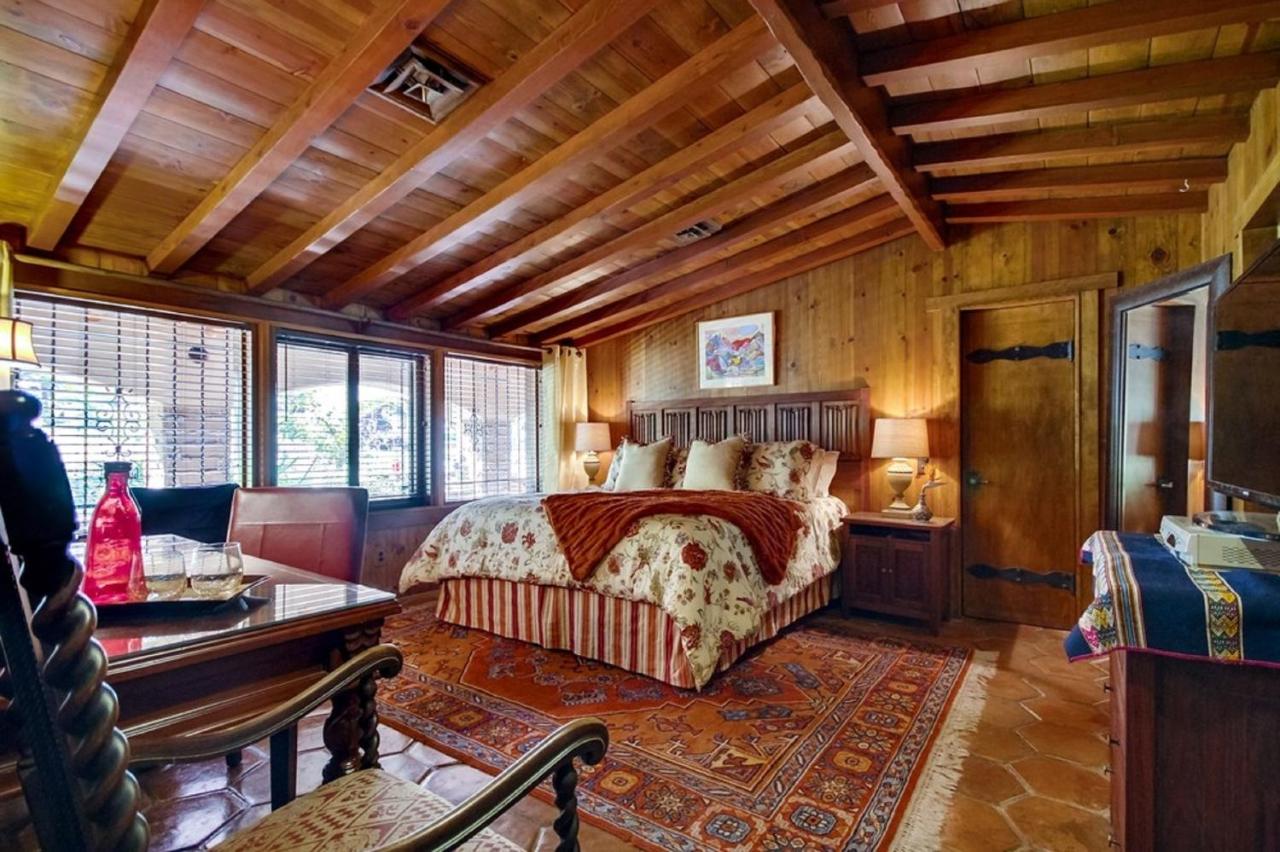 | Vineyard Hacienda