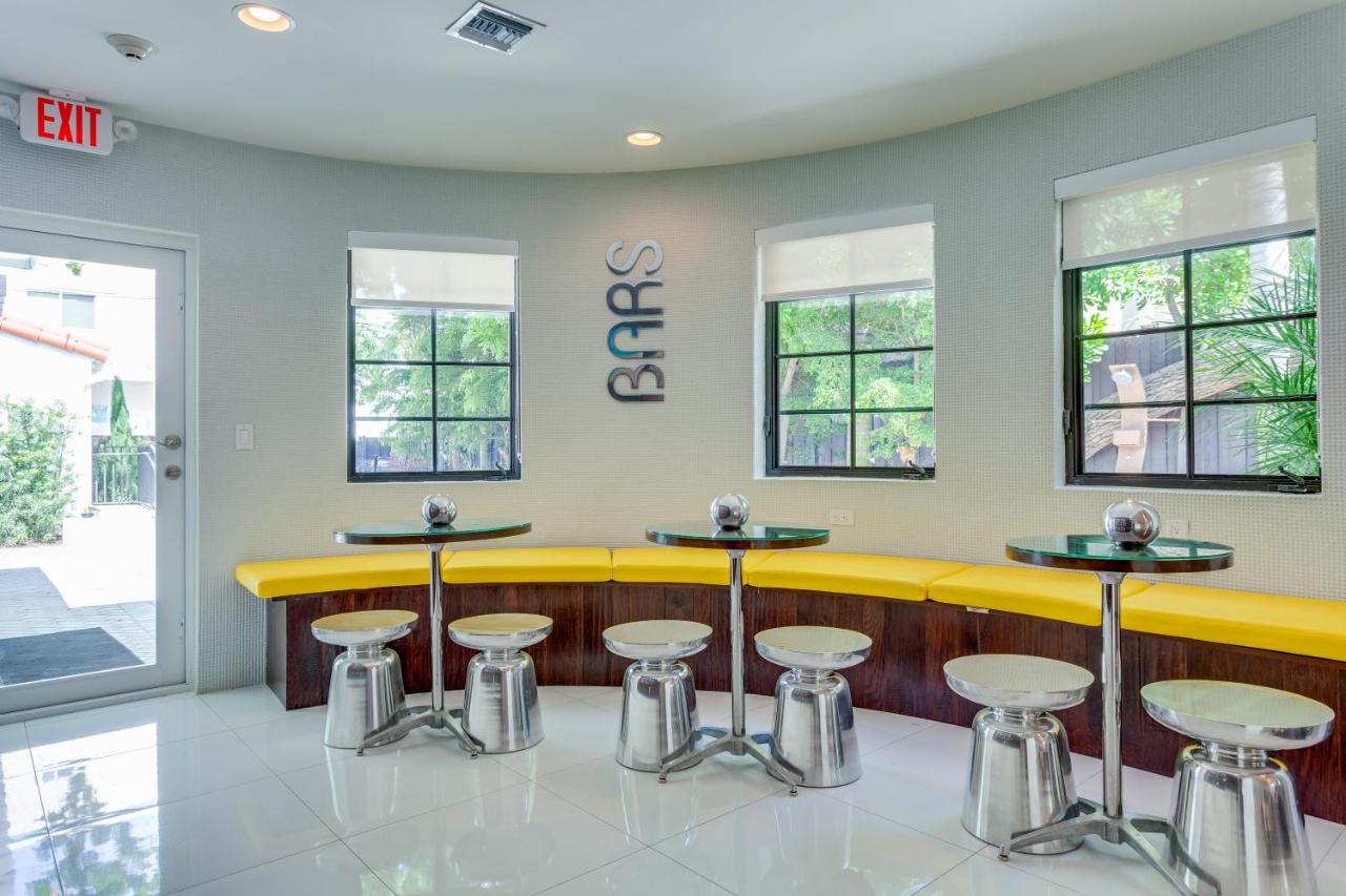  | Bars B&B South Beach Hotel