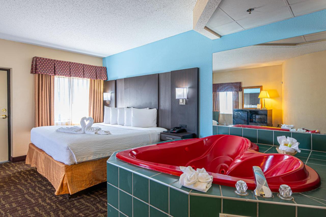 | River Bend Inn - Pigeon Forge