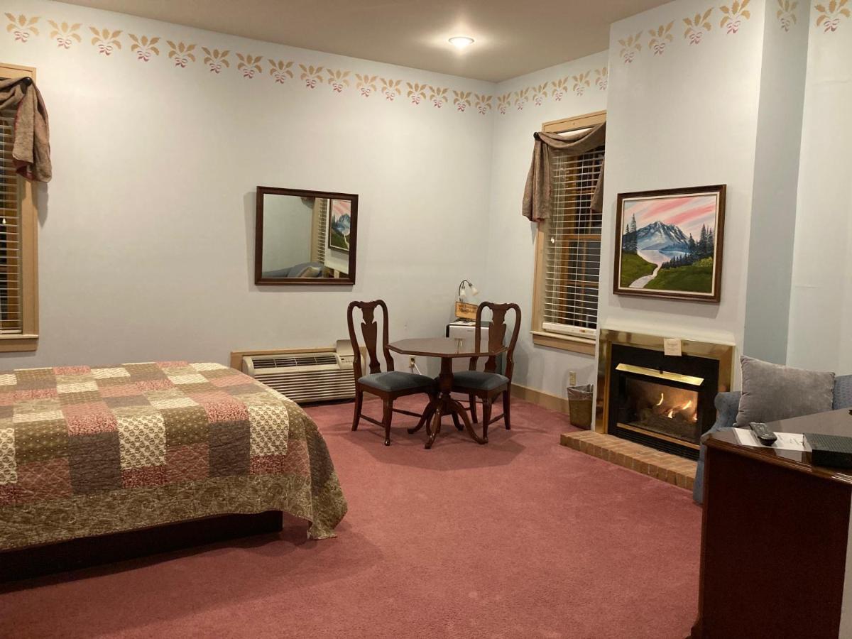 | Oak Valley Inn and Suites