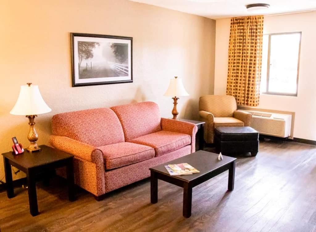 Queen Suite with Two Queen Beds and Sofabed - Non Smoking at Extended Stay Inn & Suites Marion I-57
