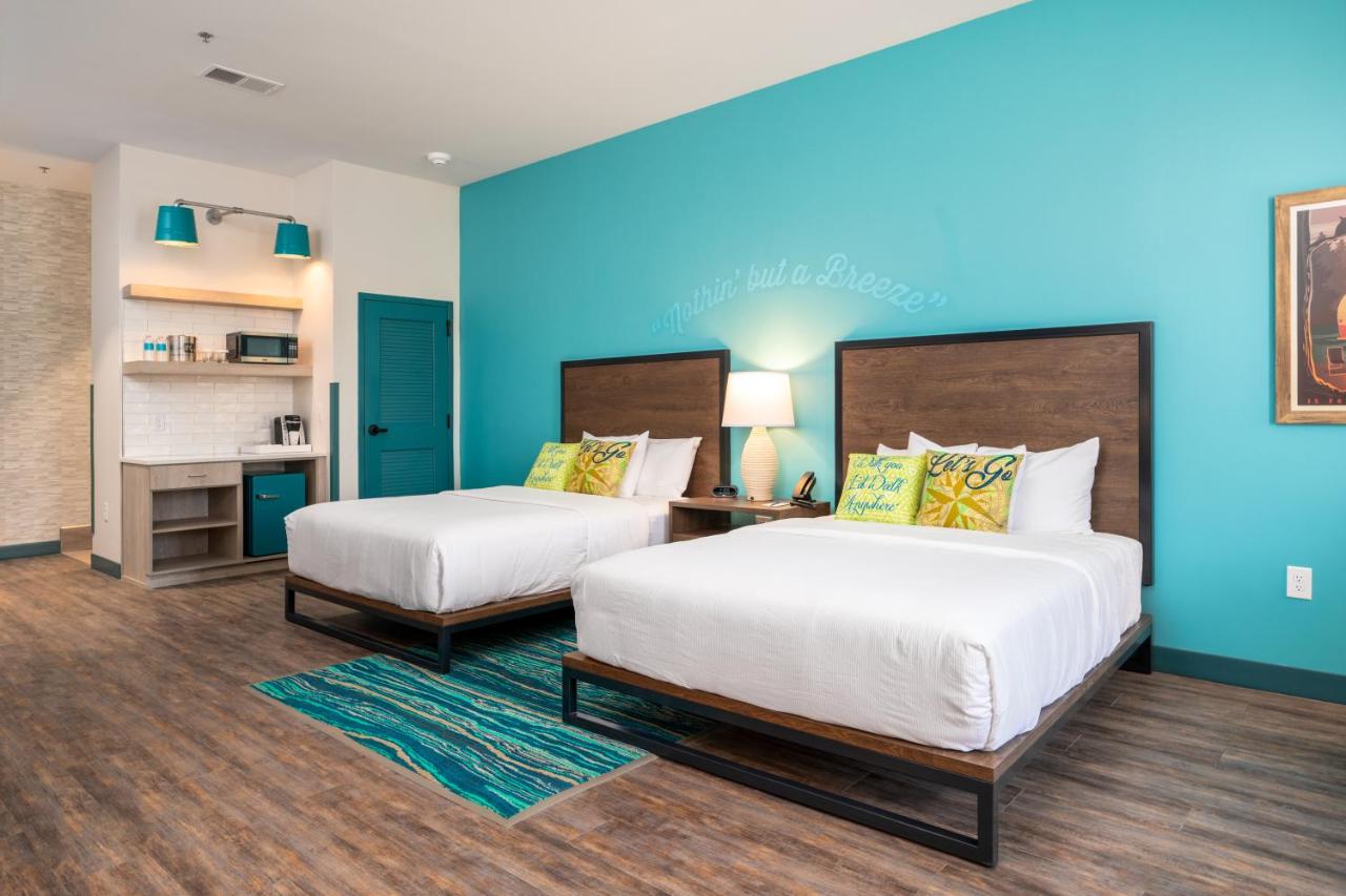 Standard Queen Room at The Lodge at Camp Margaritaville