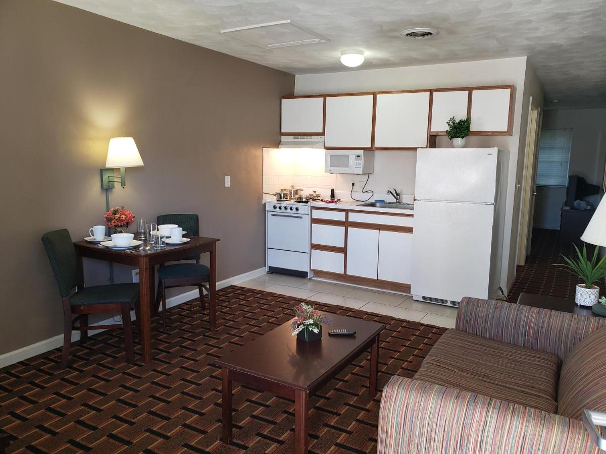 | Affordable Suites Burlington