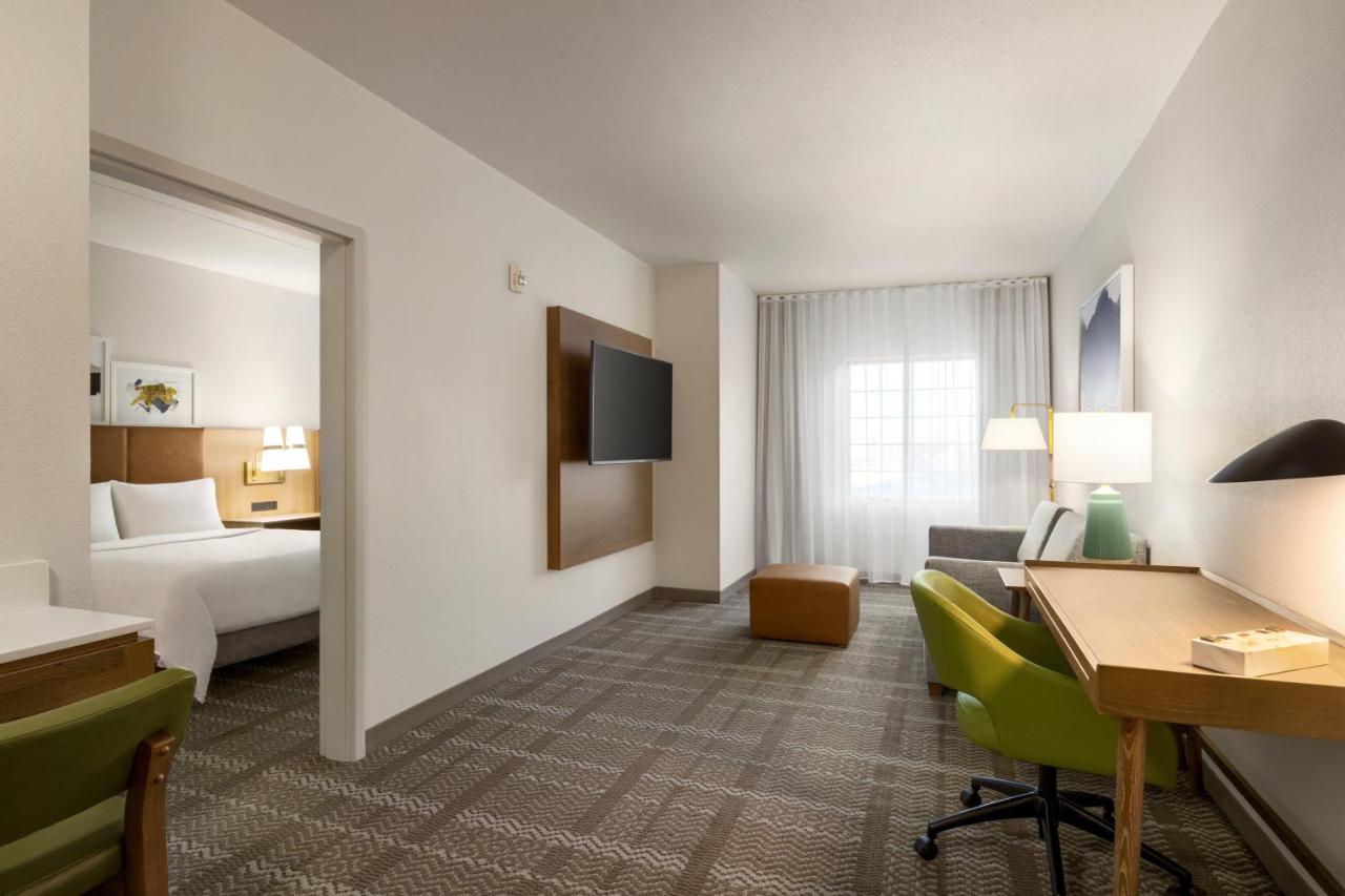 | Staybridge Suites Quantico-Stafford, an IHG Hotel