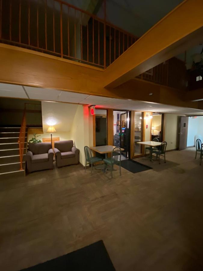  | Bison Plains Lodge