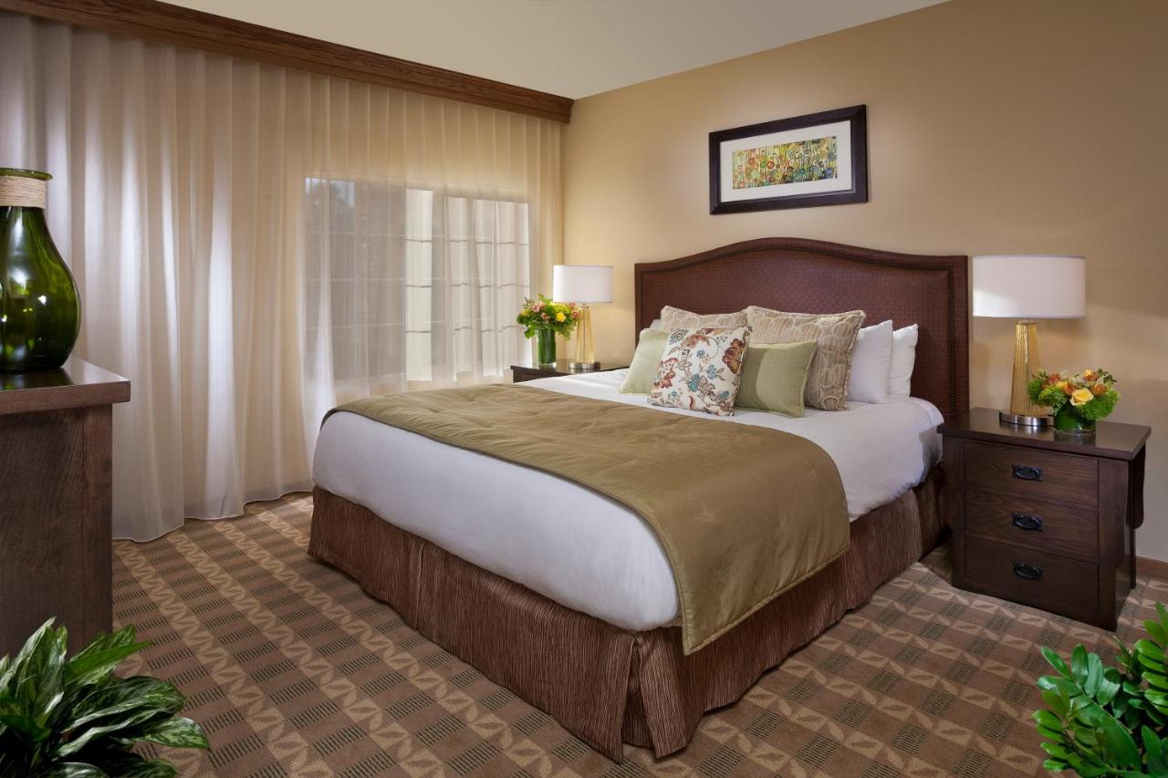 Three-Bedroom Mountain Villa at Hyatt Vacation Club at The Welk, San Diego Area
