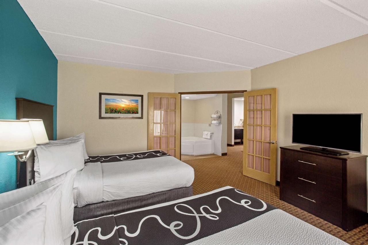 Family Suite - Non Smoking at Comfort Inn & Suites Sarasota I75