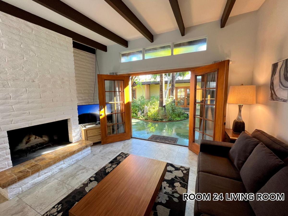  | Atrium at Vista Grande - A Gay Men's Resort