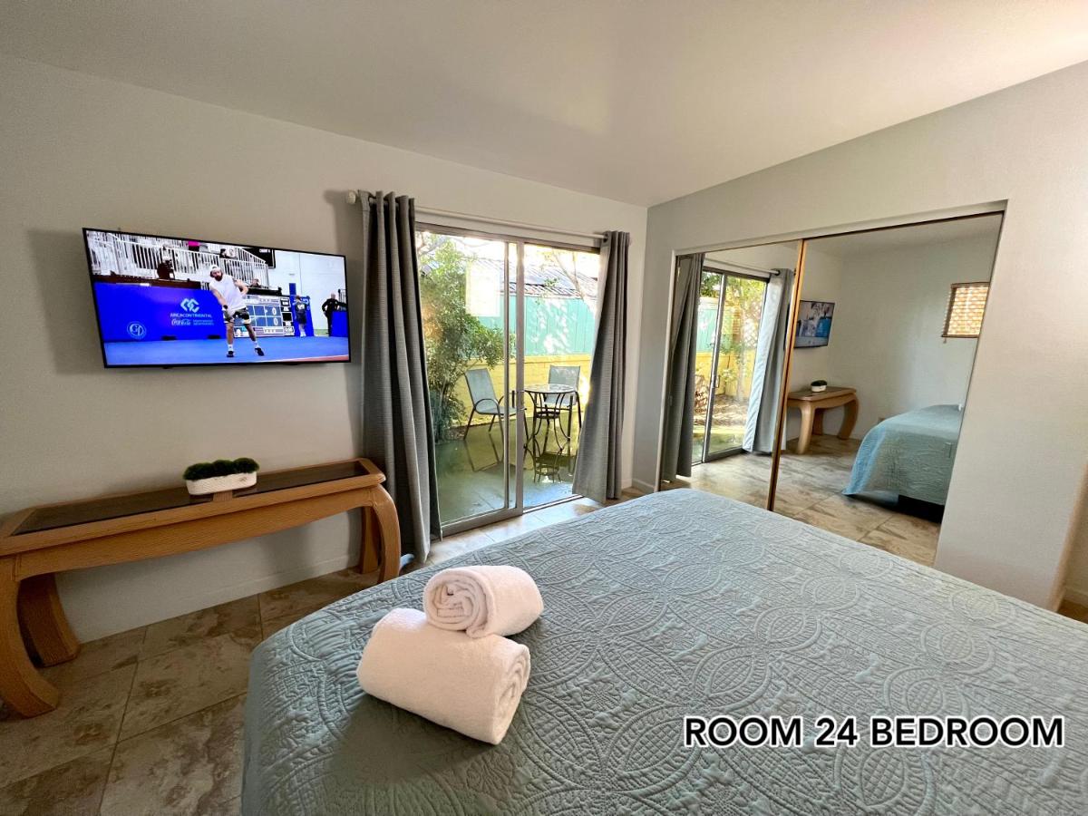  | Atrium at Vista Grande - A Gay Men's Resort