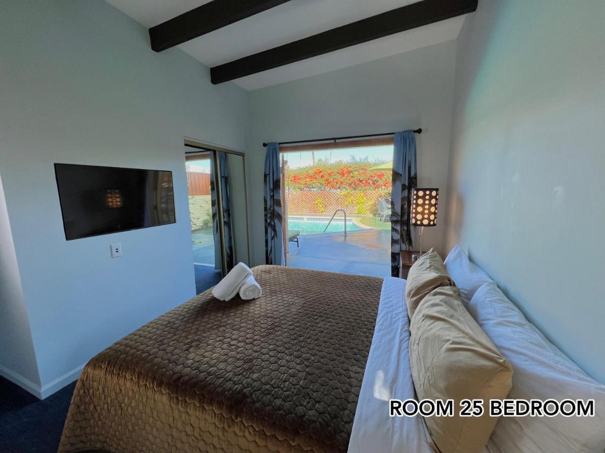  | Atrium at Vista Grande - A Gay Men's Resort