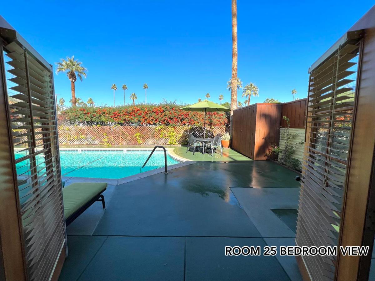  | Atrium at Vista Grande - A Gay Men's Resort