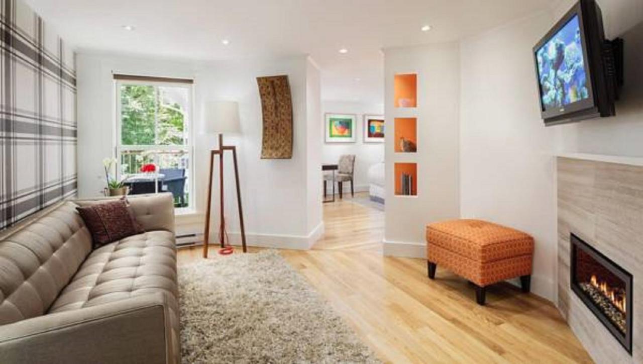 | Relais Chateaux Camden Harbour Inn