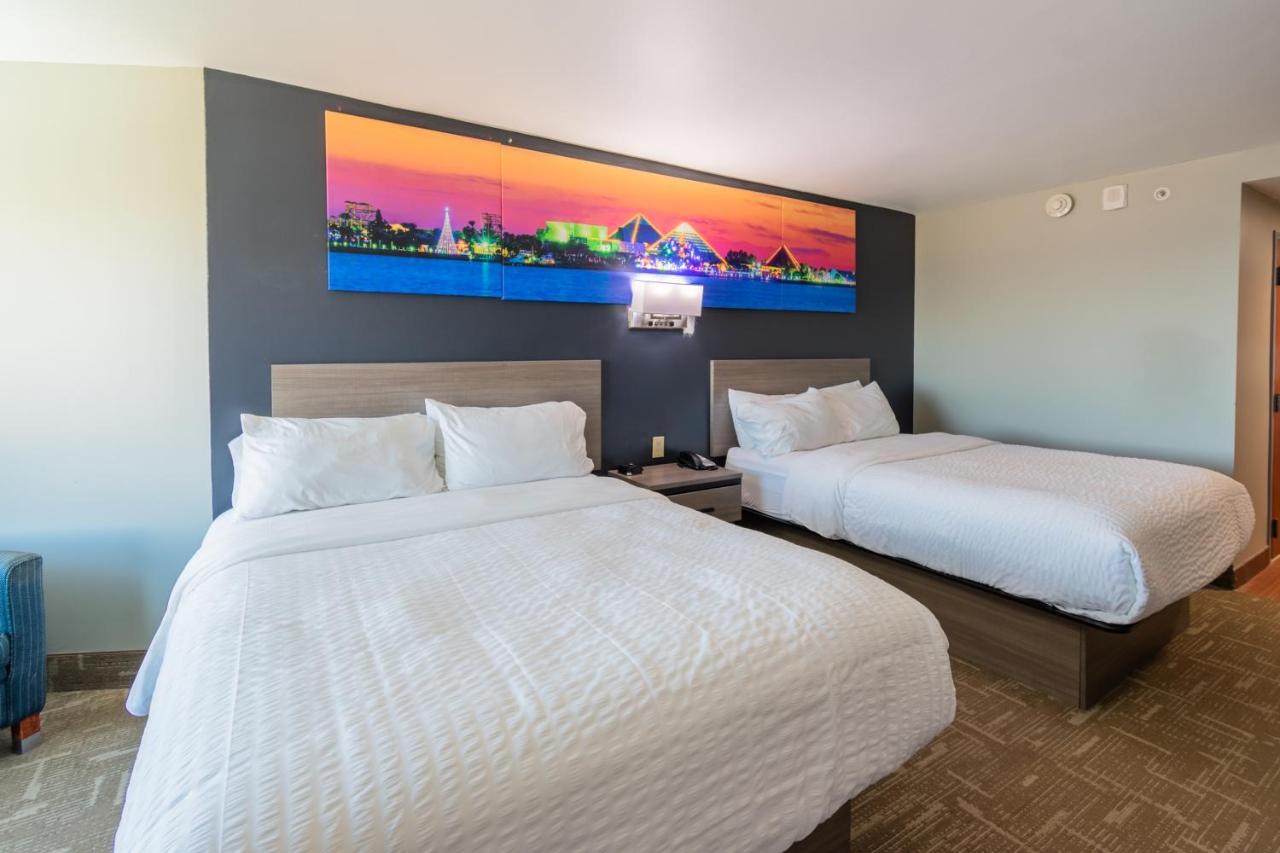 Accessible Suite with Two Queen Beds Sofabed - Non Smoking at Clarion Pointe Galveston Seawall