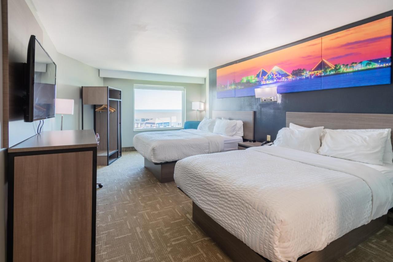 Accessible Suite with Two Queen Beds Sofabed - Non Smoking at Clarion Pointe Galveston Seawall