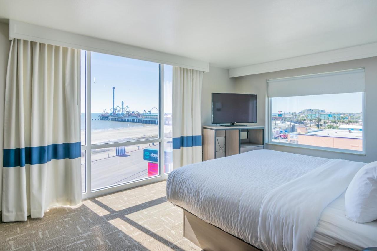 Accessible King Suite with Sofa Bed - Non Smoking at Clarion Pointe Galveston Seawall