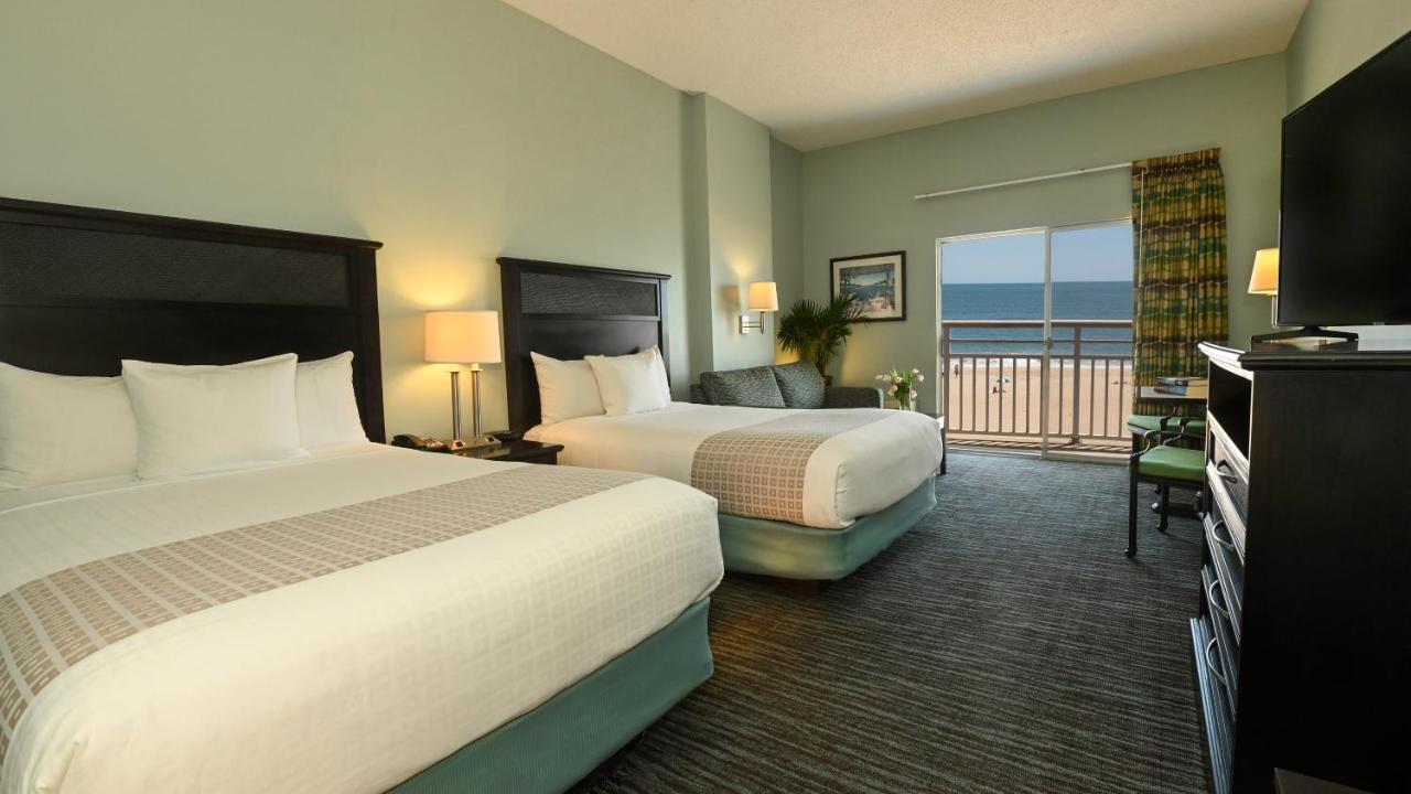 Ocean Front Two Double Beds w/ Sofa Bed at Park Place Hotel