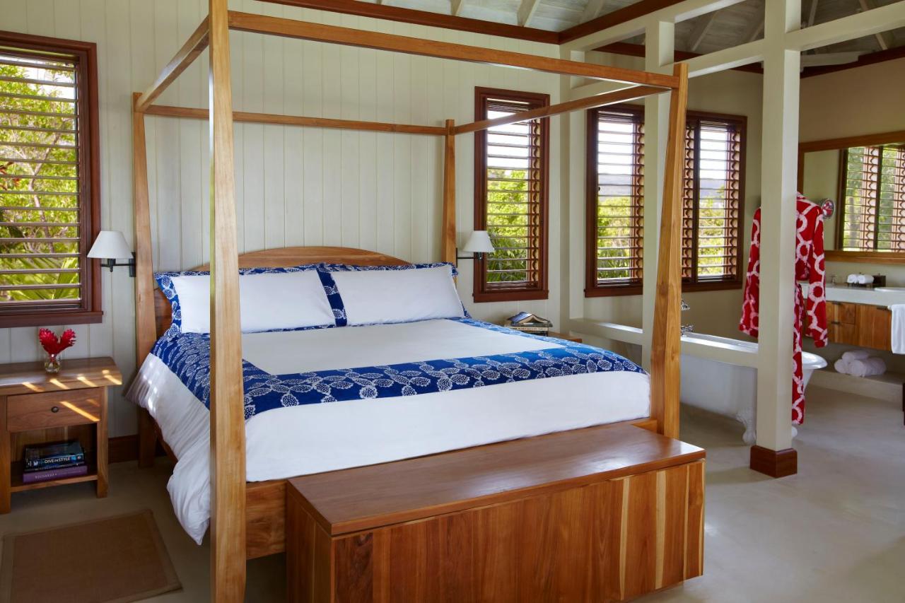 Two-Bedroom Lagoon Villa at GoldenEye Resort