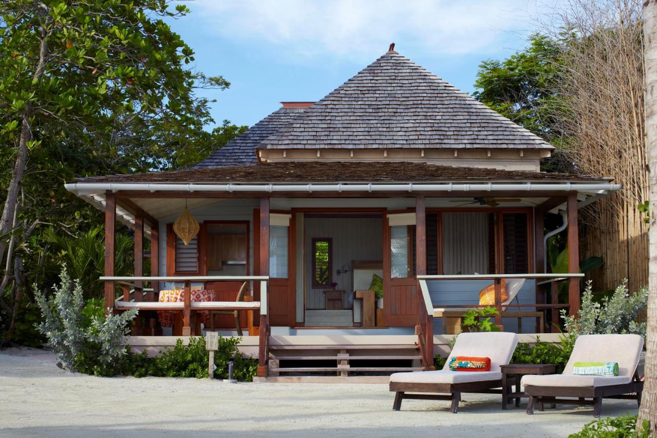 One King Bedroom Beach Villa at GoldenEye Resort