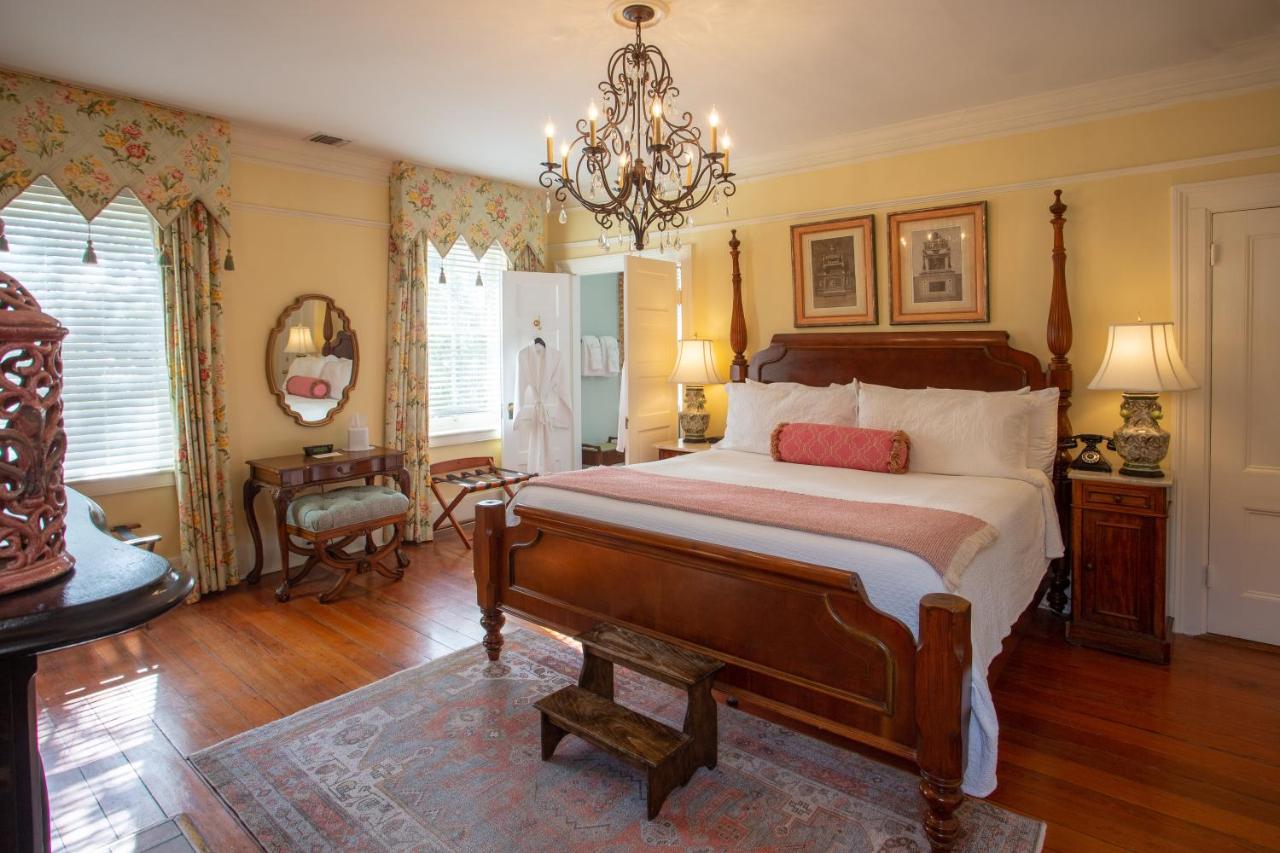  | The Gastonian, Historic Inns of Savannah Collection