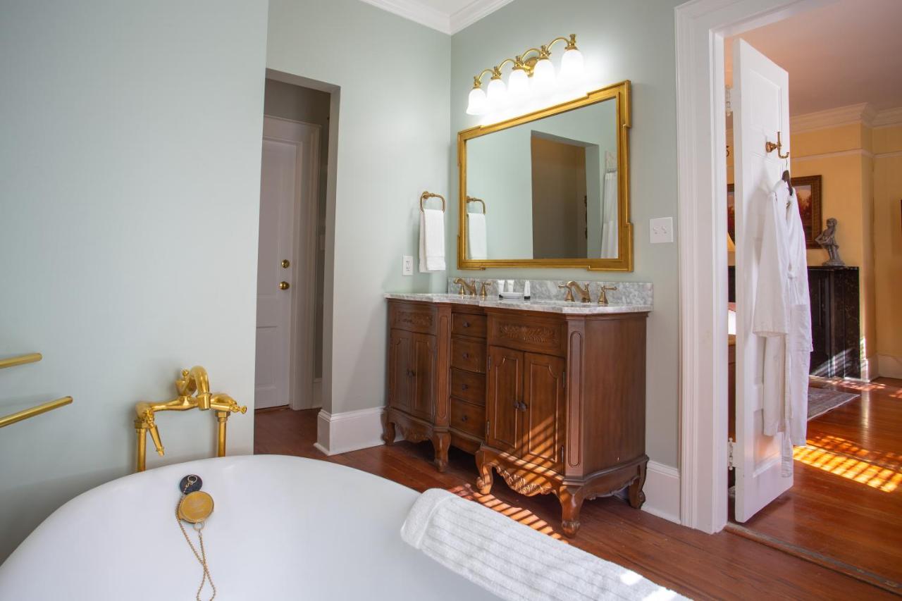 | The Gastonian, Historic Inns of Savannah Collection