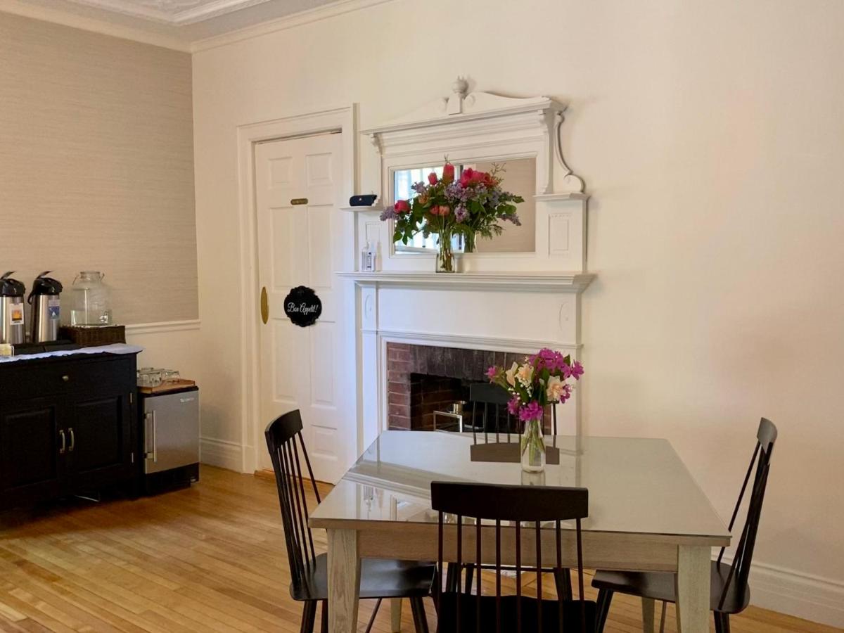 | Hearthside Inn