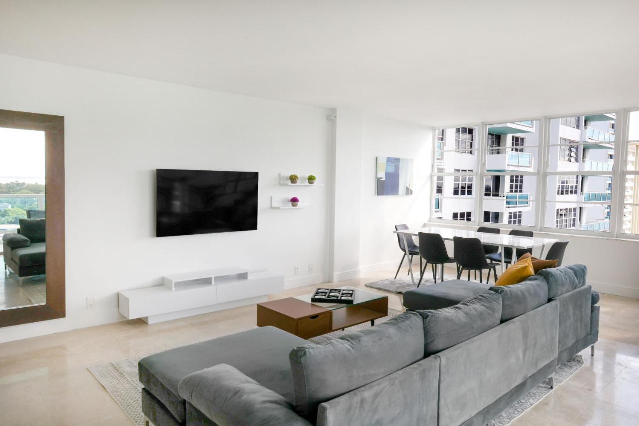Corner Bayview Master Suite 2 Bedroom 2 Bath and Kitchen at Seacoast Suites on Miami Beach
