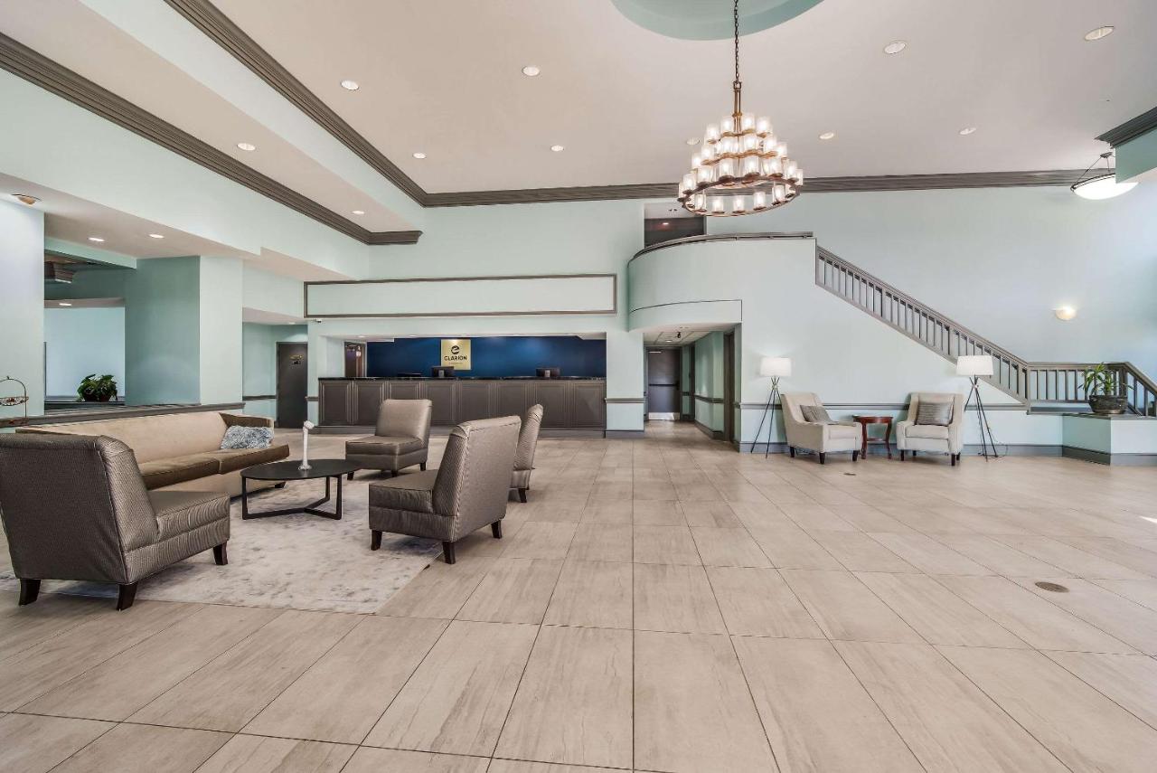 Rodeway Inn & Suites