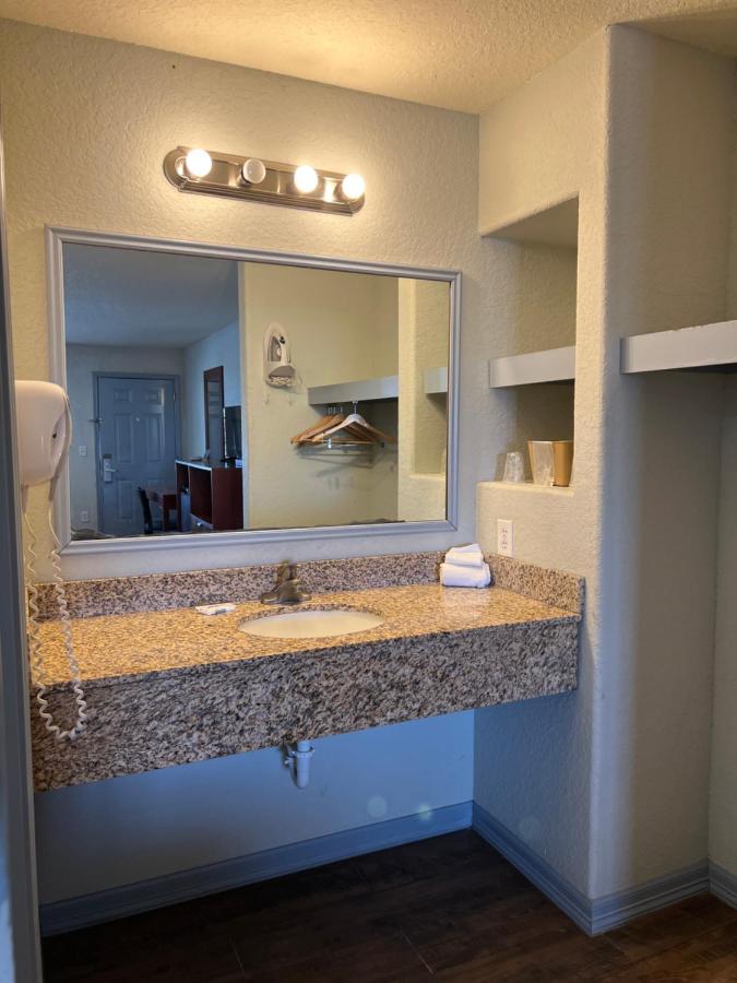 | Hotel Bien Venido