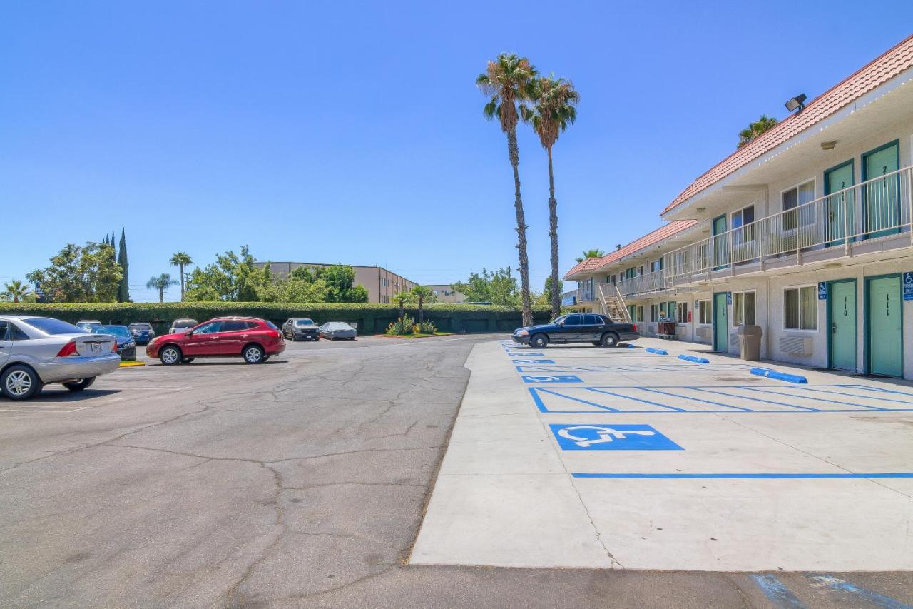 | Motel 6-Sepulveda, CA - Los Angeles - Van Nuys - North Hills