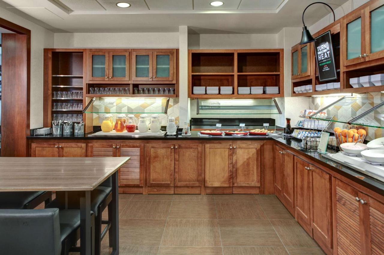 Hyatt Place Pittsburgh Airport/Robinson Mall