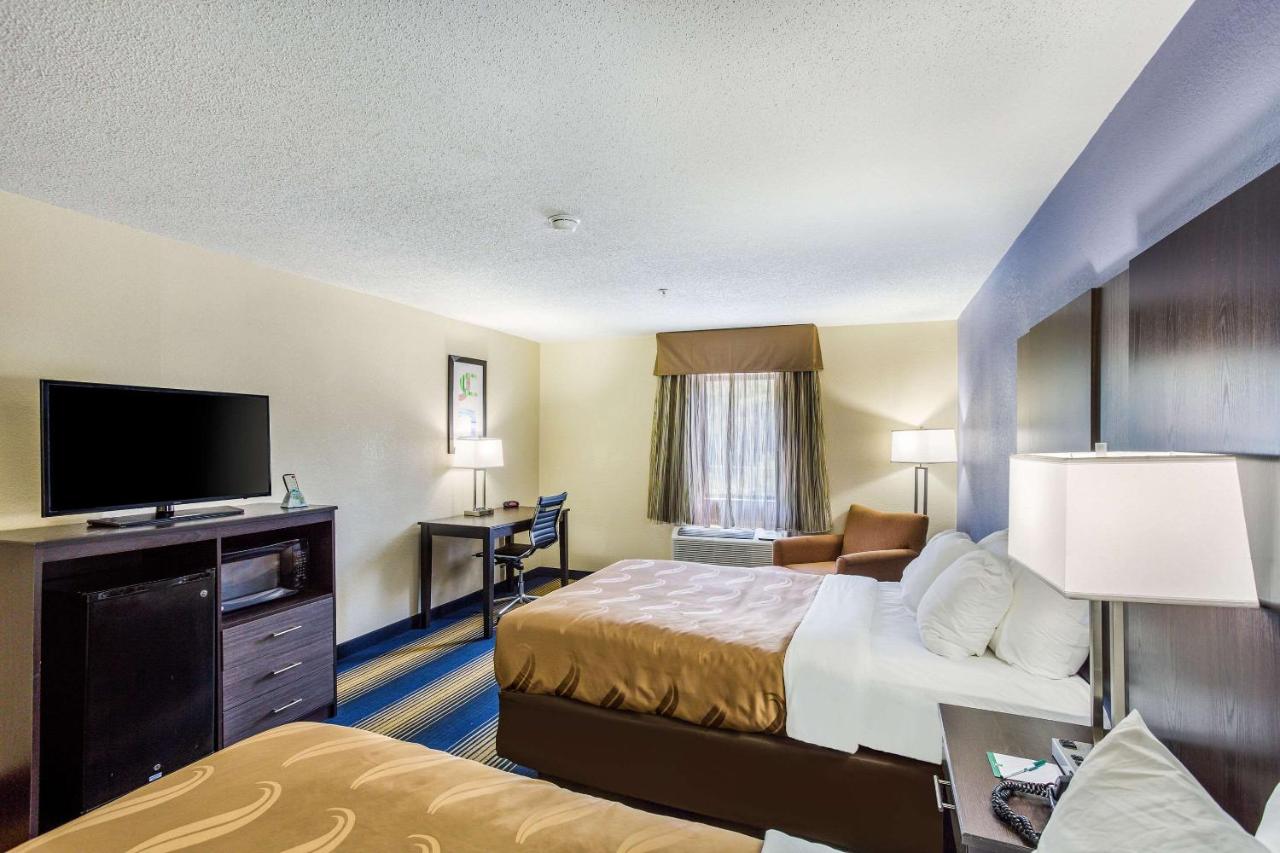 Standard Double Room with Two Double Beds - Non Smoking at Quality Inn Charleston South
