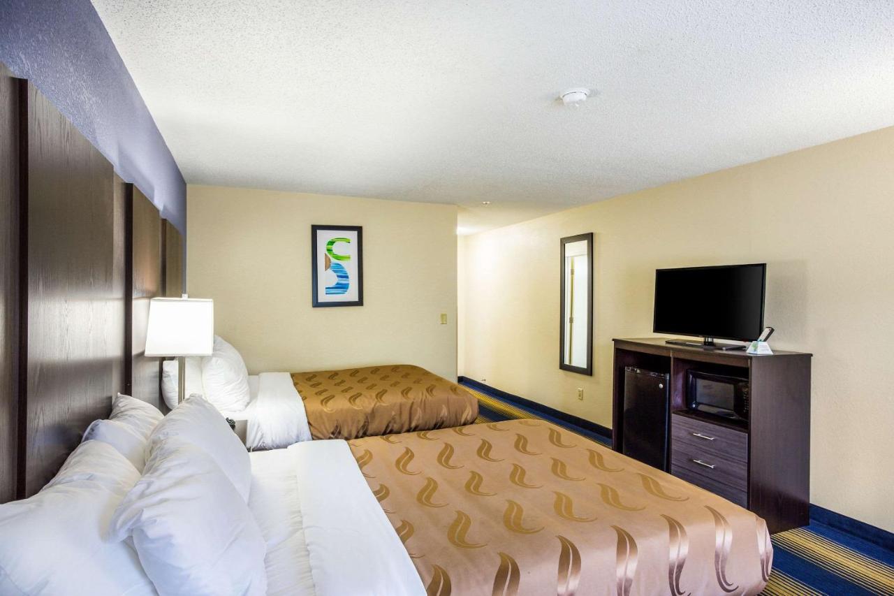 Standard Double Room with Two Double Beds - Non Smoking at Quality Inn Charleston South