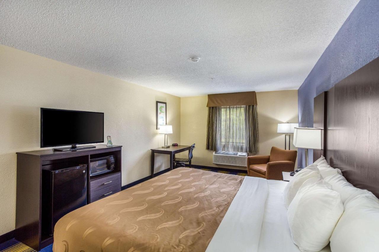 Standard King Room - Non Smoking at Quality Inn Charleston South