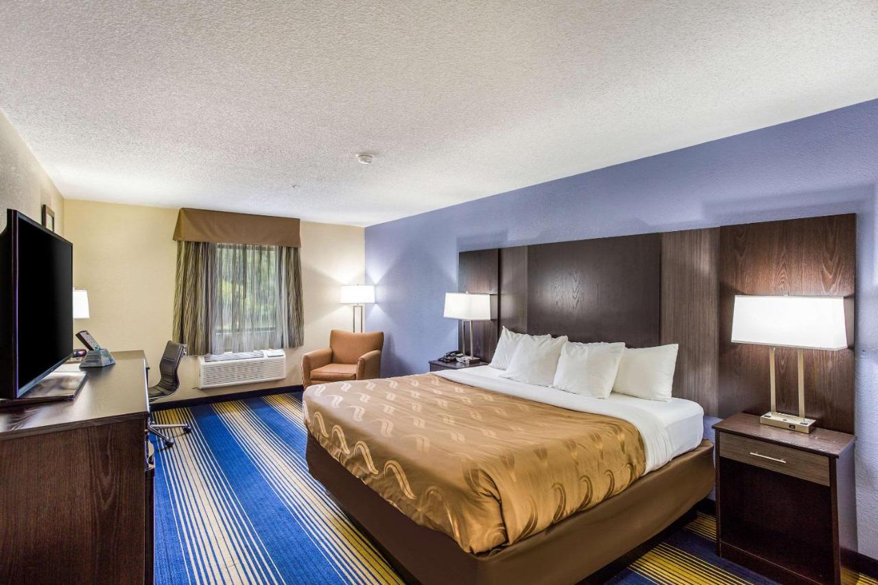 Standard King Room - Non Smoking at Quality Inn Charleston South