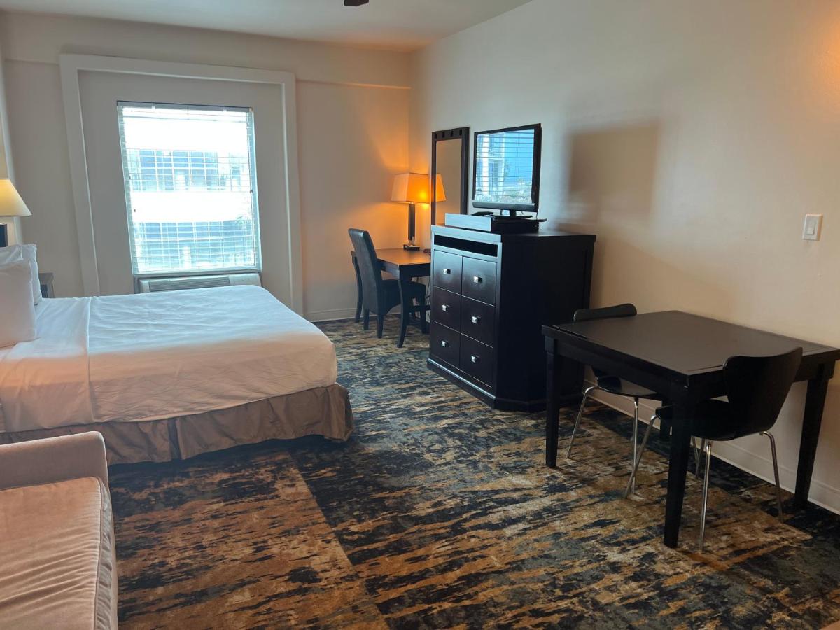 King Suite with Sofa Bed at Sunchase Inn & Suites