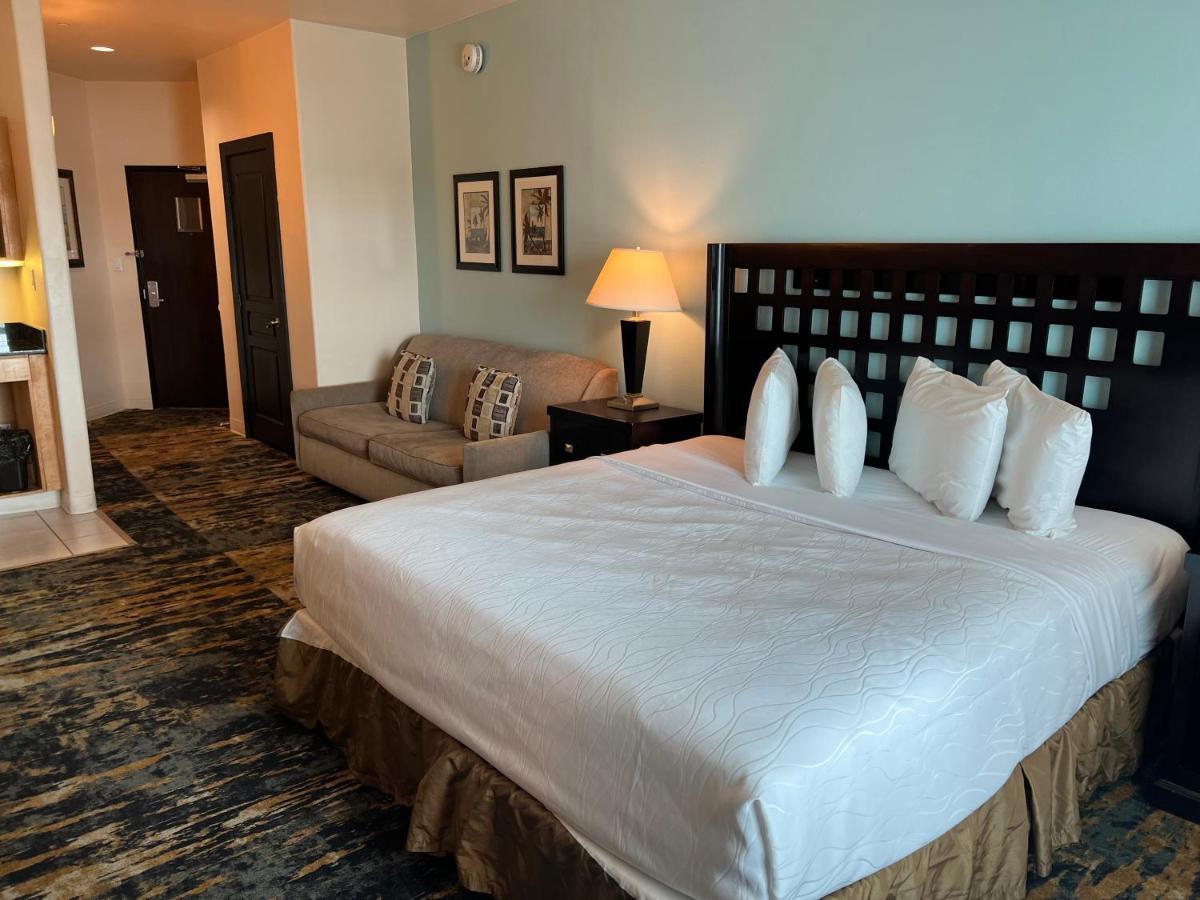 King Suite with Sofa Bed at Sunchase Inn & Suites