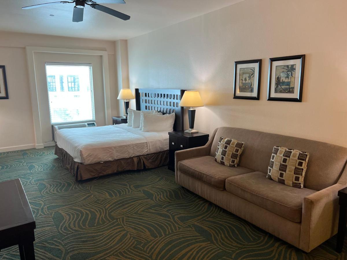 King Suite with Sofa Bed at Sunchase Inn & Suites