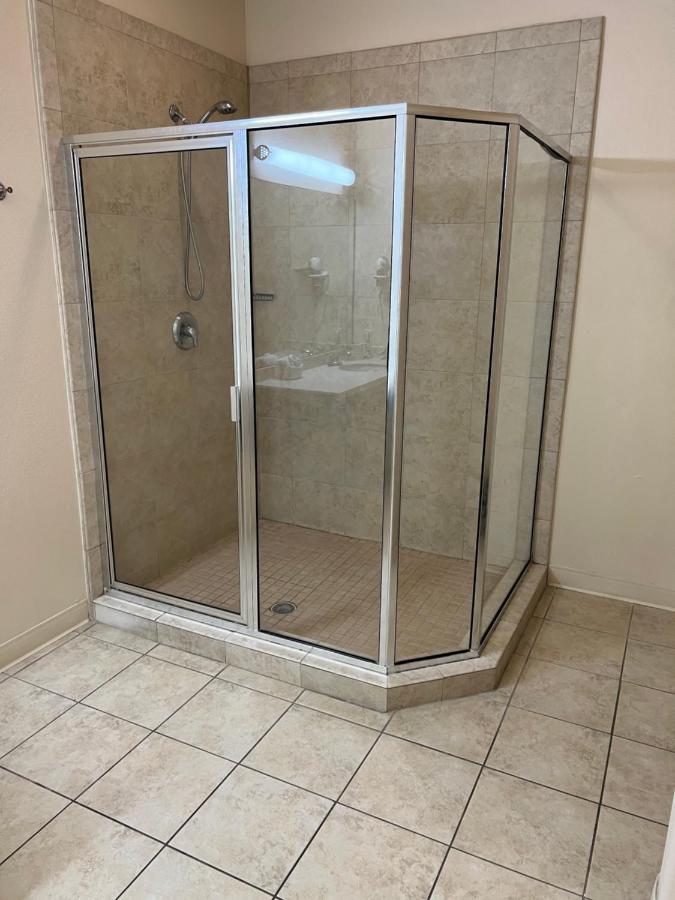 Deluxe Queen with Kitchenette and Sofa Bed at Sunchase Inn & Suites