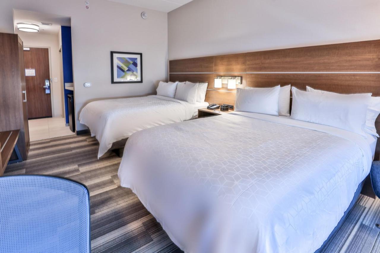  | Holiday Inn Express & Suites - Nashville MetroCenter Downtown, an IHG Hotel