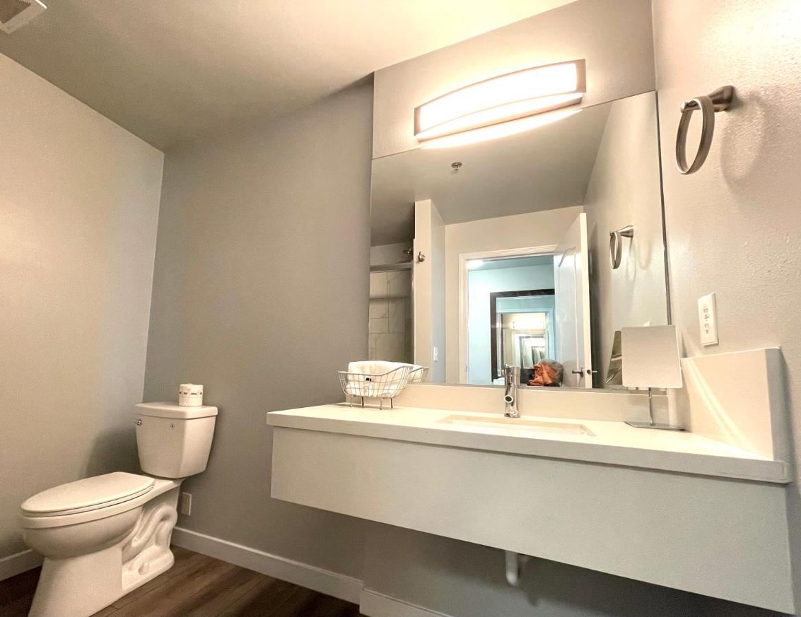 Premium King Room at Tides Inn & Suites