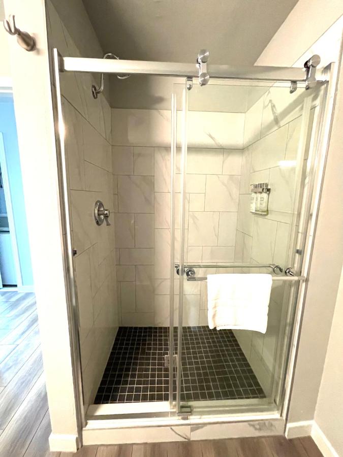 Premium King Room at Tides Inn & Suites